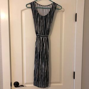 NWT lightweight, super soft Liz Lange Maternity